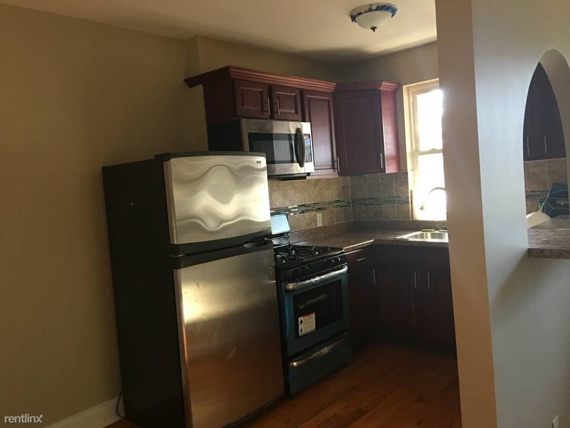 8442 62nd Dr, Middle Village, NY 11379 Condo for Rent in Middle