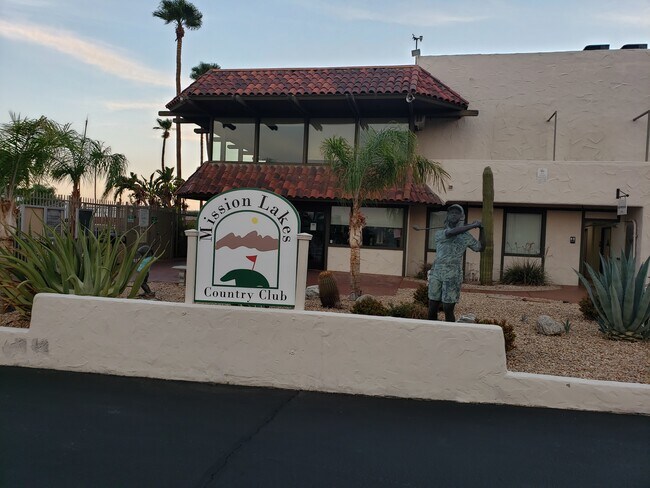 Building Photo - 9645 Spyglass Ave