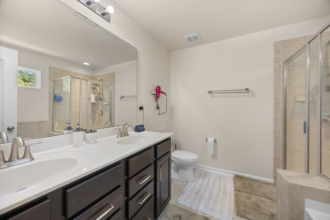 Foto del edificio - 7532 Spring Spruce Ln