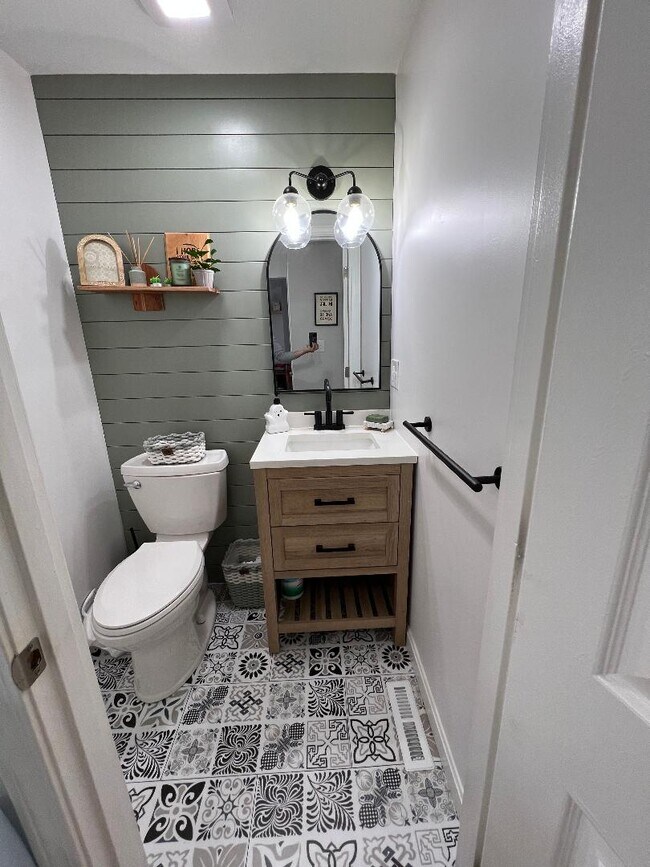 Foto del edificio - 35 Kingman Ave