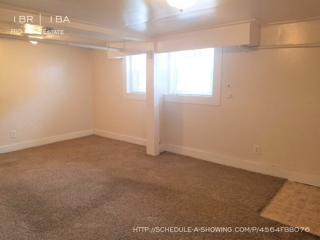 Building Photo - 995 Corona St