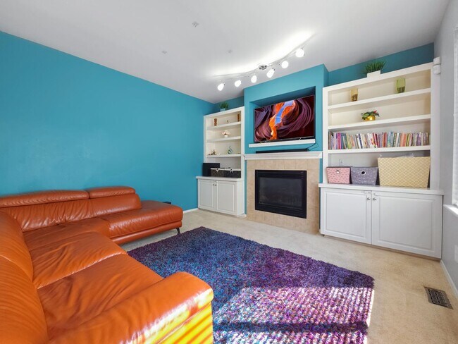 Foto del edificio - Charming 3-Bed Home with New Kitchen, A/C,...