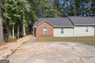 Building Photo - 5452 Glen Haven Dr