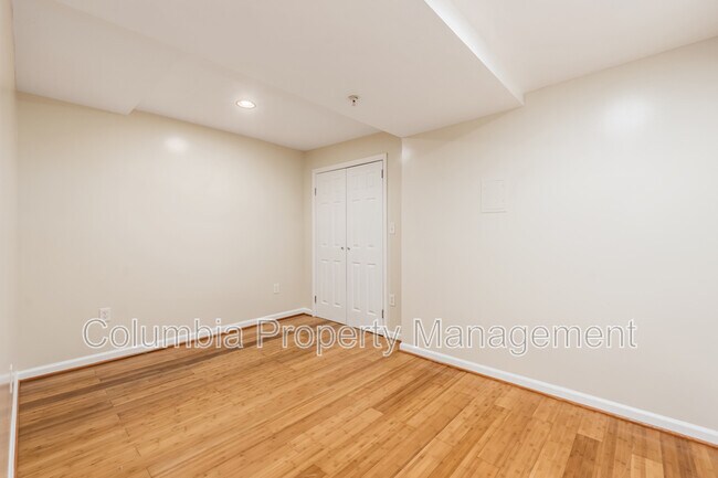 Foto del edificio - 1713 Euclid St NW