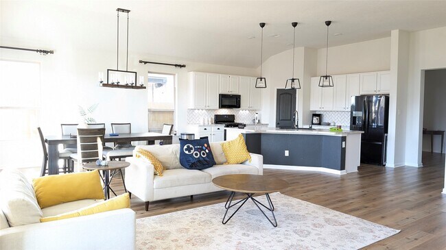 Foto del edificio - 1438 Wheatley Hill Ln