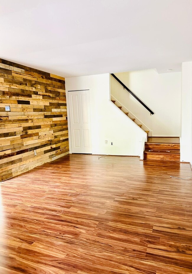Living Room - 4950 W Brigantine Ct
