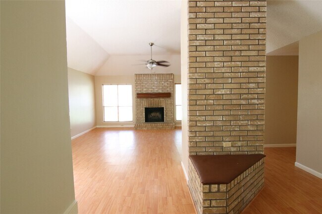 Foto del edificio - 3118 Settlers Way Blvd