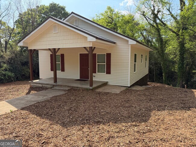 Building Photo - 326 S McIntosh St