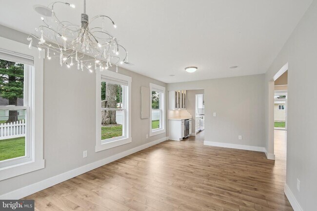 Foto del edificio - 3220 Wayne Rd