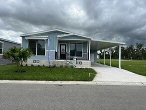 Building Photo - 3610 Vine Trl