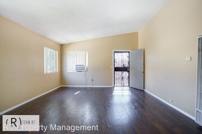 Building Photo - 2 br, 1 bath House - 3936 Stewart Ave #B