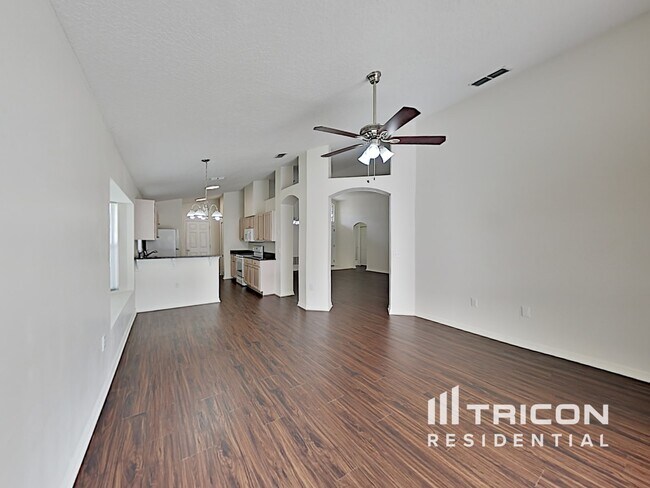 Building Photo - 326 Havelock Street Orlando FL