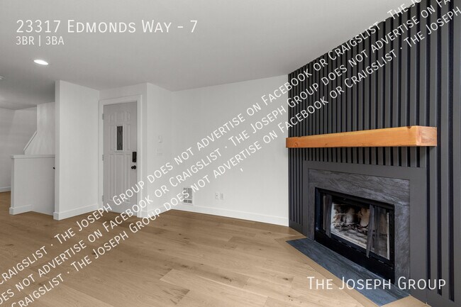 Foto del edificio - 23317 Edmonds Way