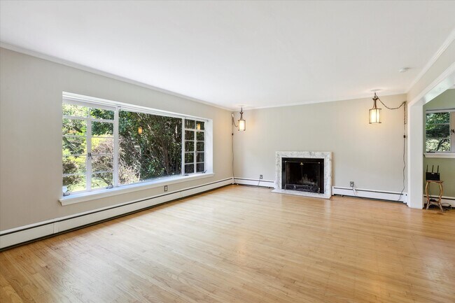 Building Photo - 107 Clwyd Rd
