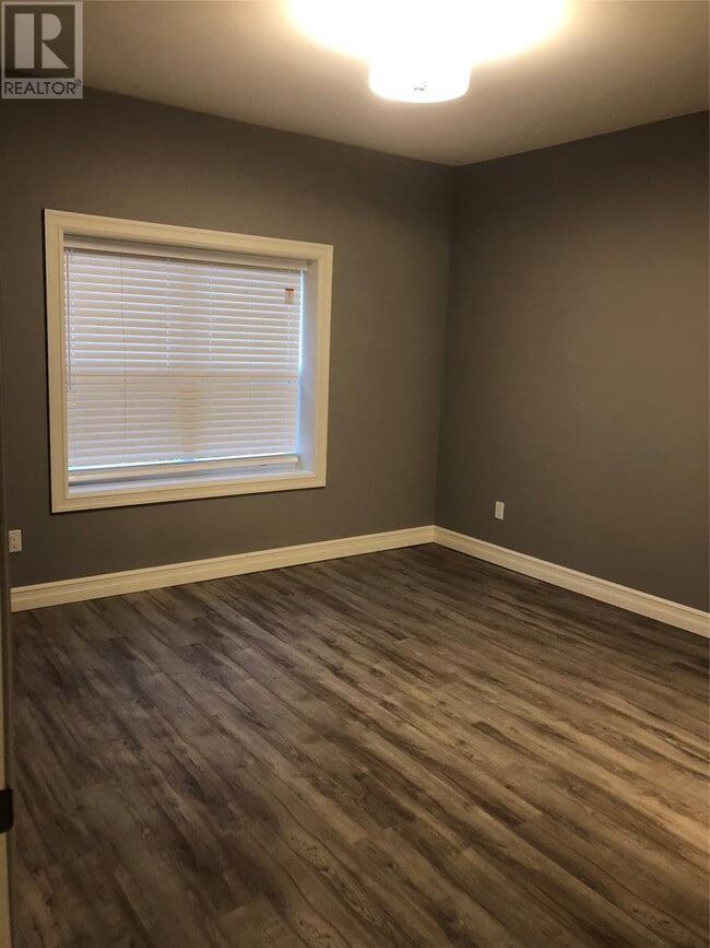 Building Photo - 20 Macmar Ln