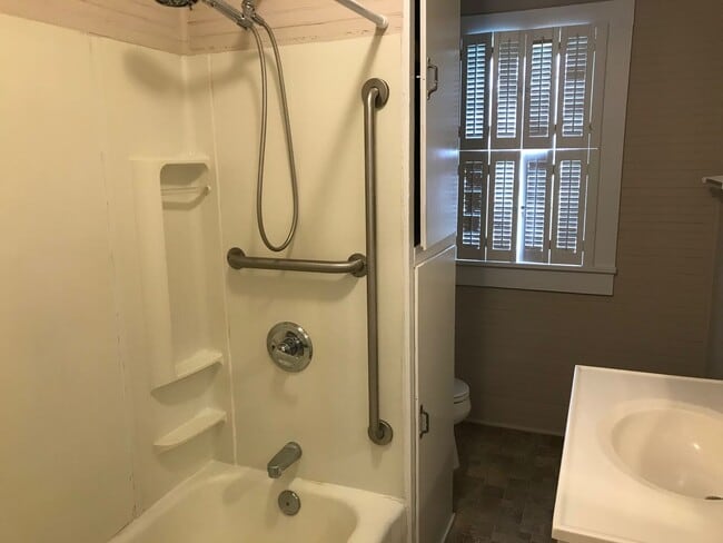 Foto del edificio - 3br 1ba House China Grove Power Street, $1495.00, COMING MID-DECEMBER! *Lawncare Included*