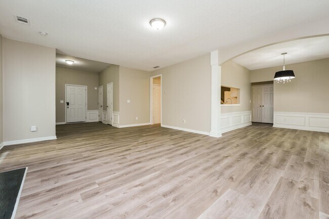 Building Photo - 994 Wenham Ln