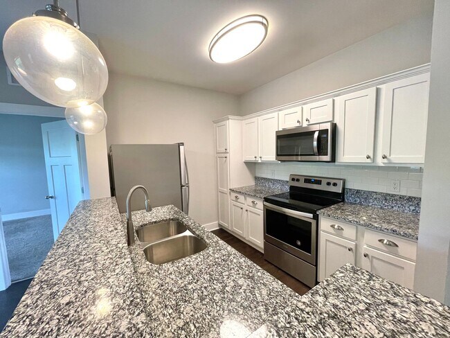 Building Photo - Beautiful Condo! Views & Nature from Every Window! Pet Friendly! Required Insurance & Air Filters...