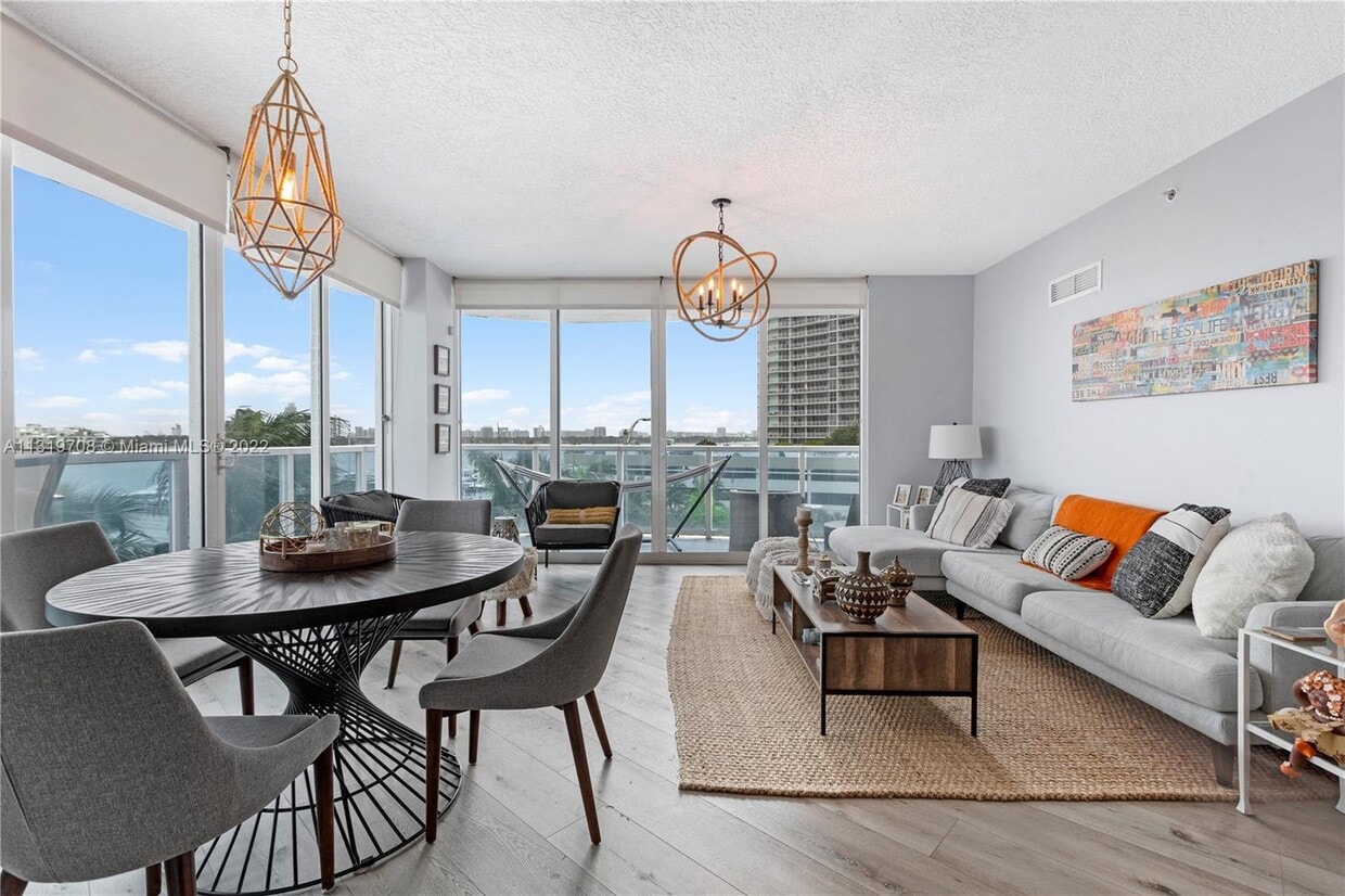 1881 79th Street Causeway Unit 507, Miami Beach, FL 33141 Condo for