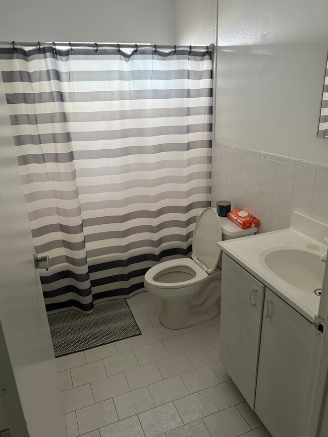 Foto del edificio - 2027 NW 99th Terrace