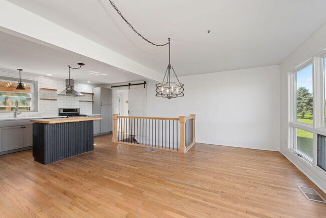 Foto del edificio - N1033 Co Rd K