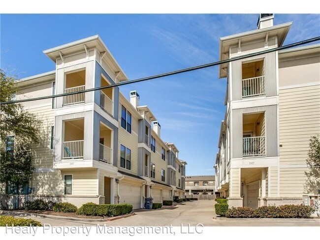 Foto del edificio - 2 br, 2.5 bath House - 2407 Stutz DR #B5