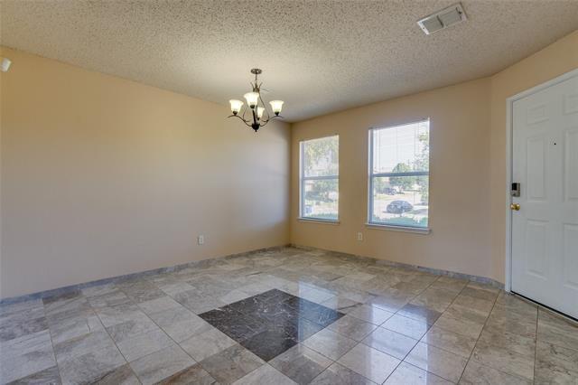 Foto del edificio - 1409 Ridgecrest Dr