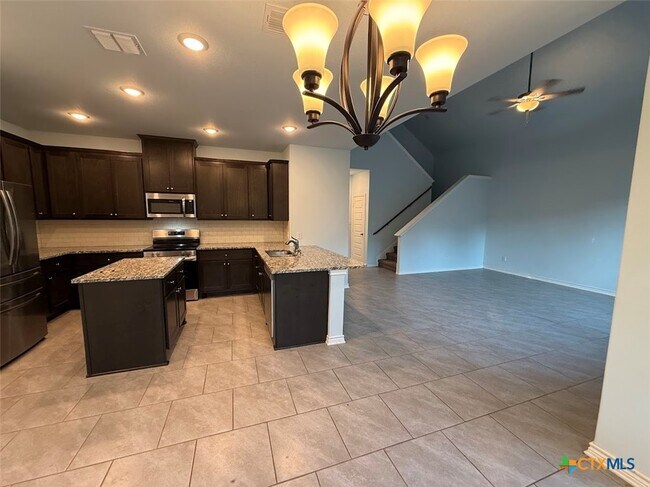 Foto del edificio - 382 Susie Dr