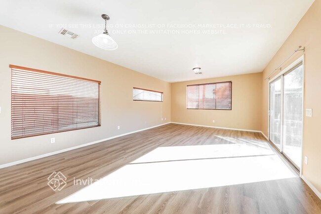 Building Photo - 7005 S 21st Dr