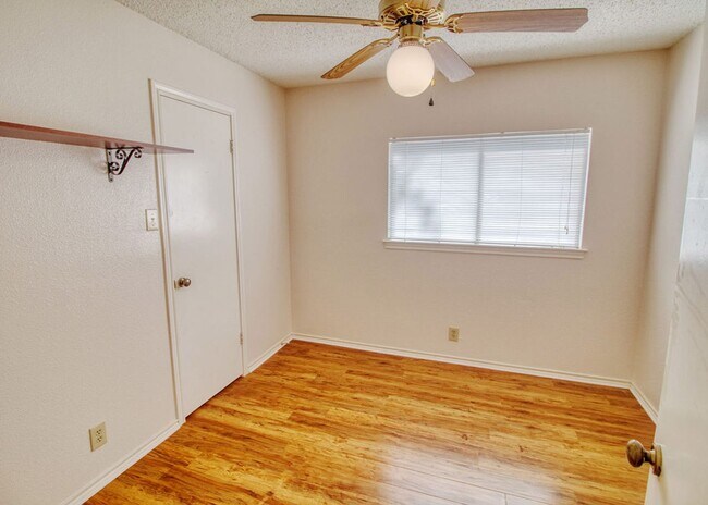 Foto del edificio - Huntington Place- Single Story