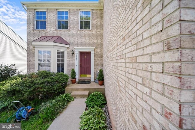 Building Photo - 8645 Huddersfield Way
