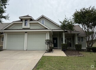 Building Photo - 413 Hilltop Dr