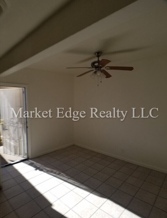 Building Photo - 1844 N 51st St