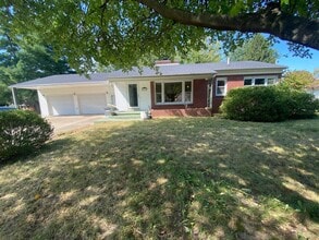 Building Photo - 2105 N Salisbury St