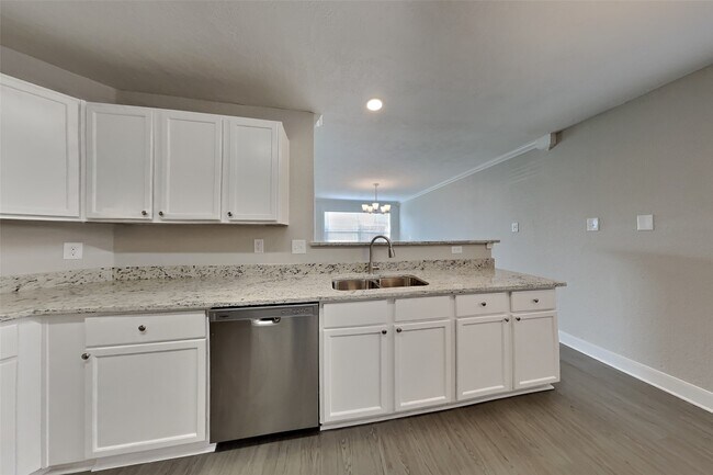 Foto del edificio - 11703 Sunny Stream Dr