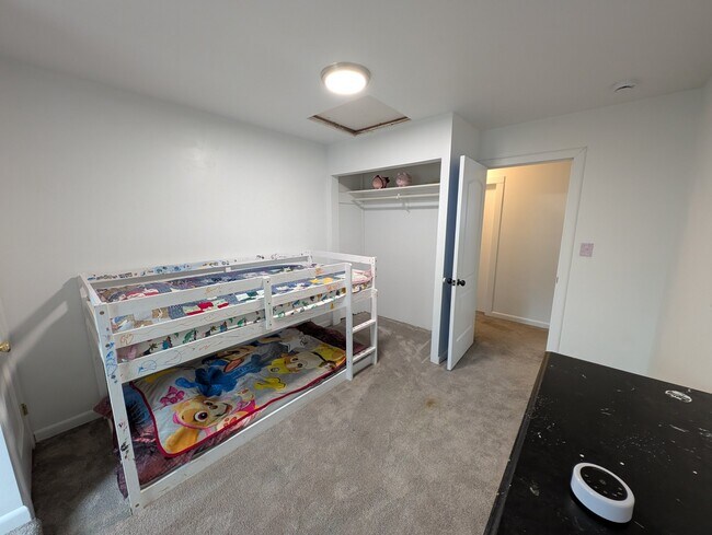 Building Photo - 255 Flint St