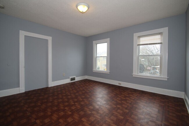 Building Photo - 143 Fillmore St