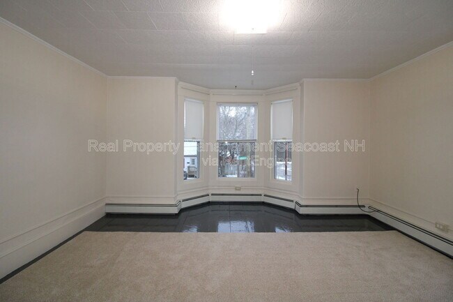 Building Photo - 69 Lafayette St