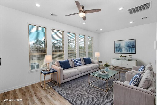 Foto del edificio - 650 Aspen Falls Ct