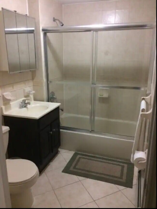 Foto del edificio - 3097 Heath Ave