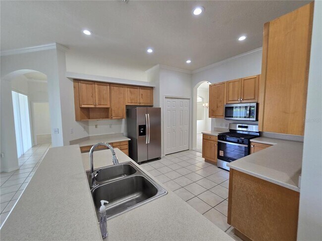 Foto del edificio - 15305 Palomapark Ln