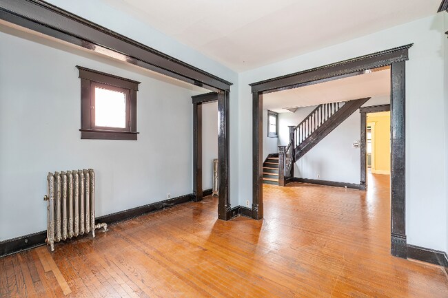 Foto del edificio - 977 Woodruff Pl E Dr