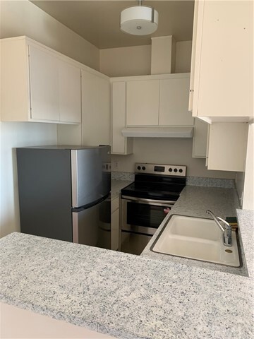 Foto del edificio - 930 Glenneyre St