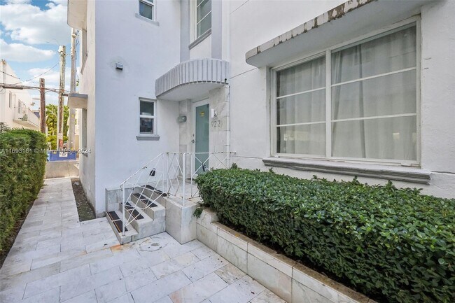 Building Photo - 922 Jefferson Ave