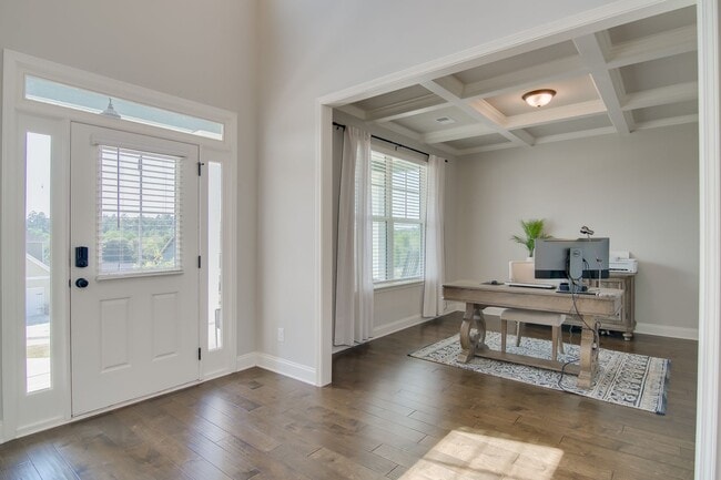 Building Photo - 147 Nesbit Dr