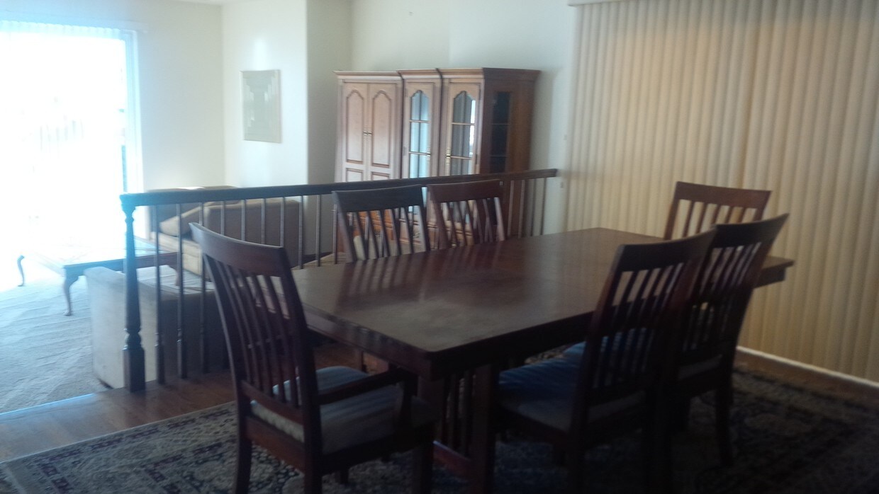 DINNING ROOM - 1148 E Cliff Dr