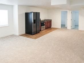 Building Photo - 4652 Cillian Ln