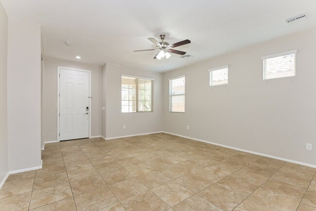 Foto del edificio - 6851 W Leeward Cove Way