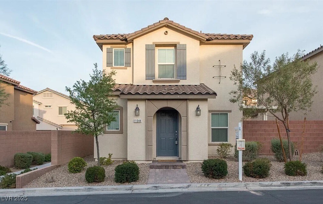 Foto principal - 11044 Camden Bay St