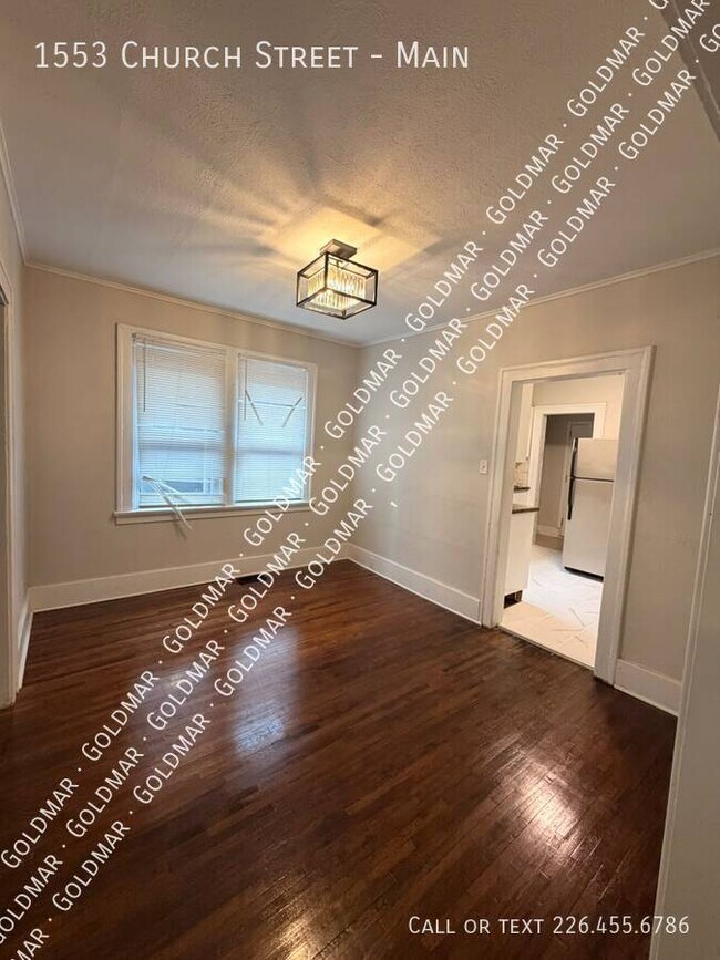 Building Photo - All Inclusive - main floor of house - Available now!